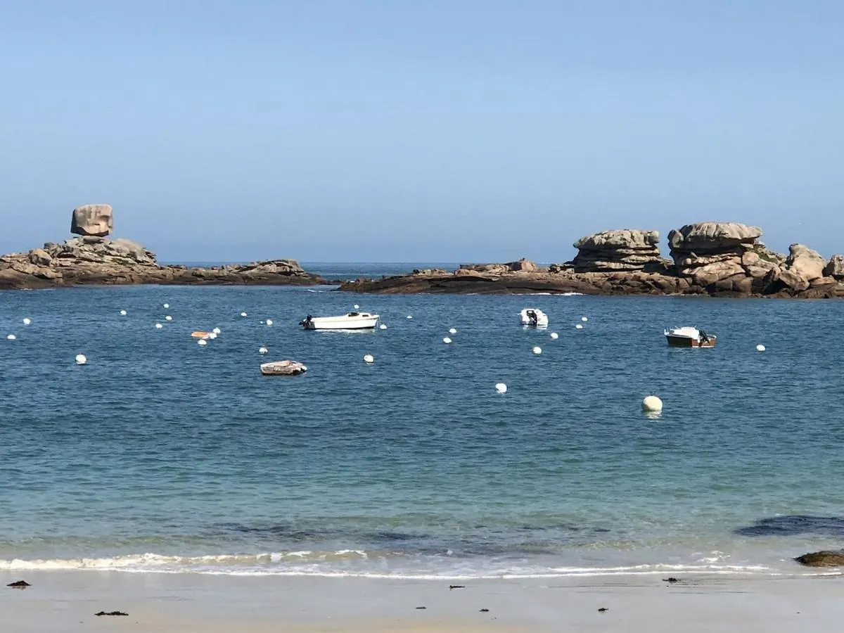Appartement Spacieux Avec Wifi Et Parking A Tregastel, Proche Plage - Fr-1-368-18 法国