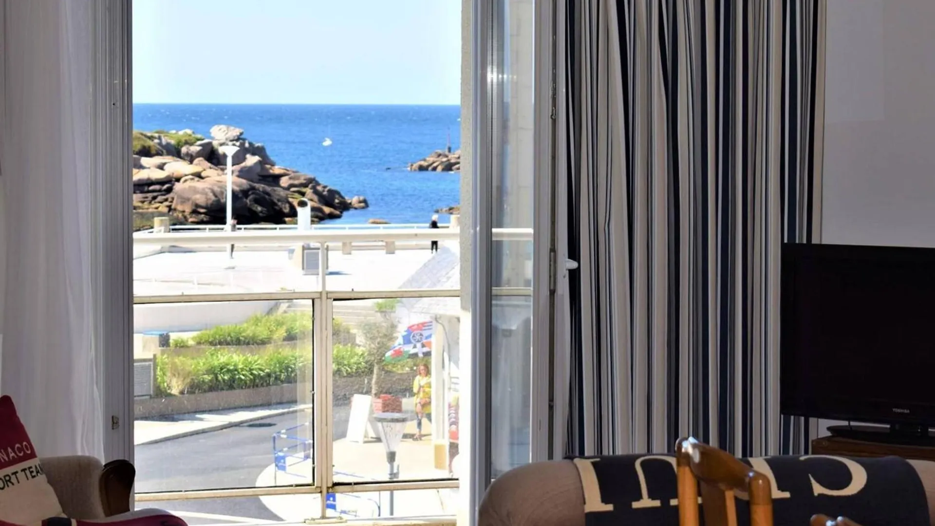 公寓 Appartement Spacieux Avec Wifi Et Parking A Tregastel, Proche Plage - Fr-1-368-18